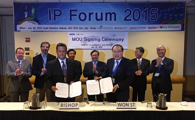 2015_IP_FORUM_MOU_SMALL.jpg